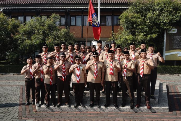 Bupati Garut Lantik Pengurus Saka Yudha Brama Jaya dan Saka Widya Budaya Bakti