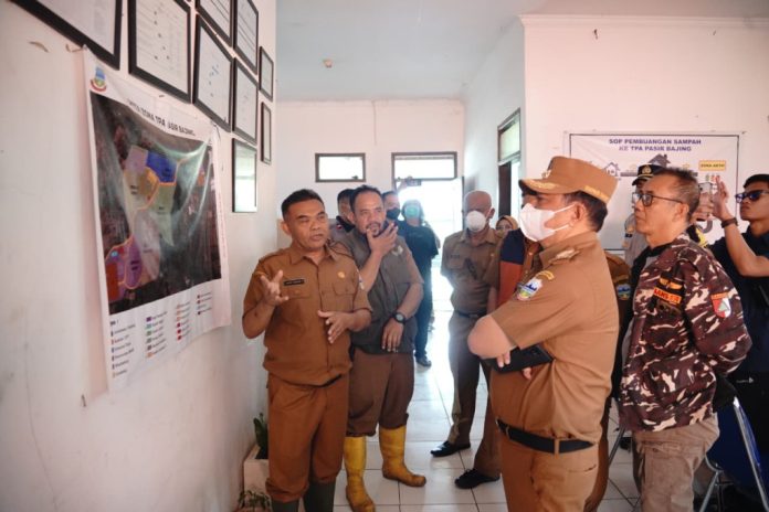 Pemkab Garut Siapkan Penanganan Darurat dan Evaluasi Jangka Panjang Pascakebakaran TPA Pasir Bajing
