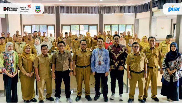 Disdik Garut Gandeng Telkom Siapkan Proyek Percontohan PIJAR di 50 Sekolah