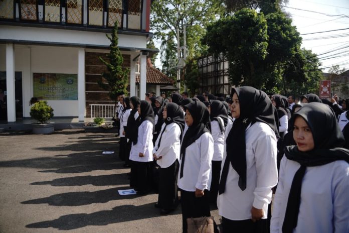 Bupati Garut Lepas Peserta Diklat Bakal Calon Kepala Sekolah Tahun 2026
